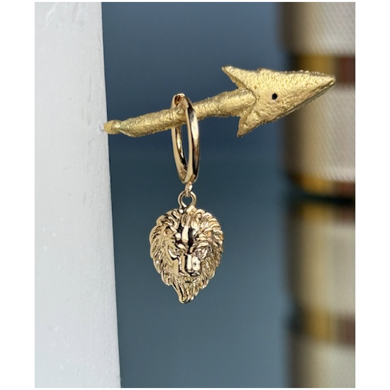 Anneau créole pendentif lion (vendue à l'unité)