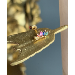 Boucle d'oreille puce...