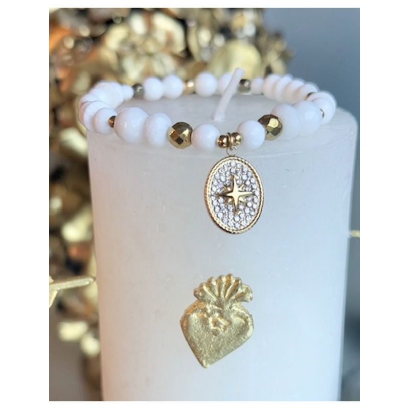 Bracelet en perles de bénitier , pendentif médaillon étoile