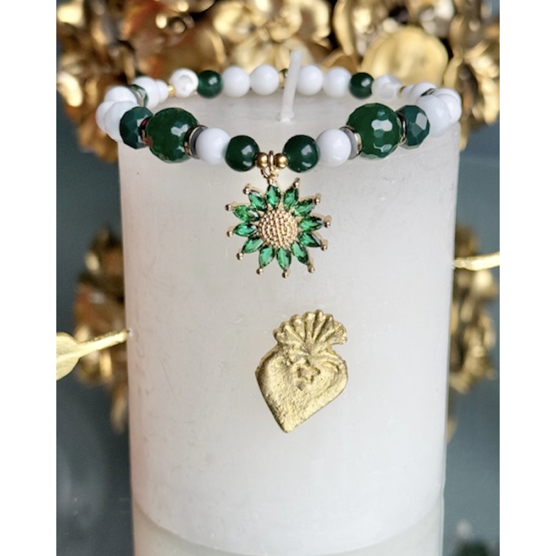 Bracelet en perles de bénitier, agate, jade , pendentif marguerite rose