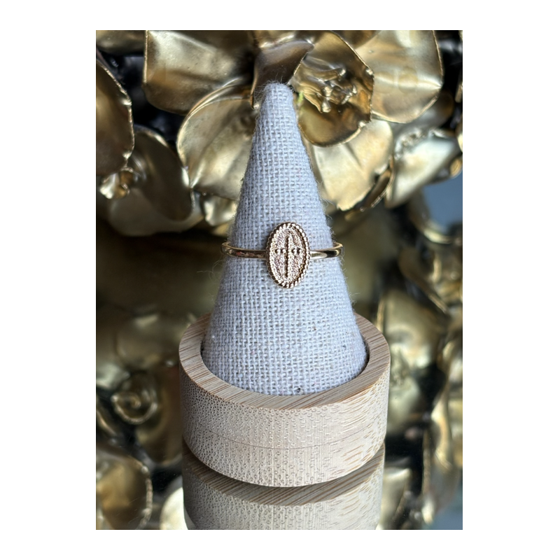 Bague plaqué or taille 56 médaillon croix or