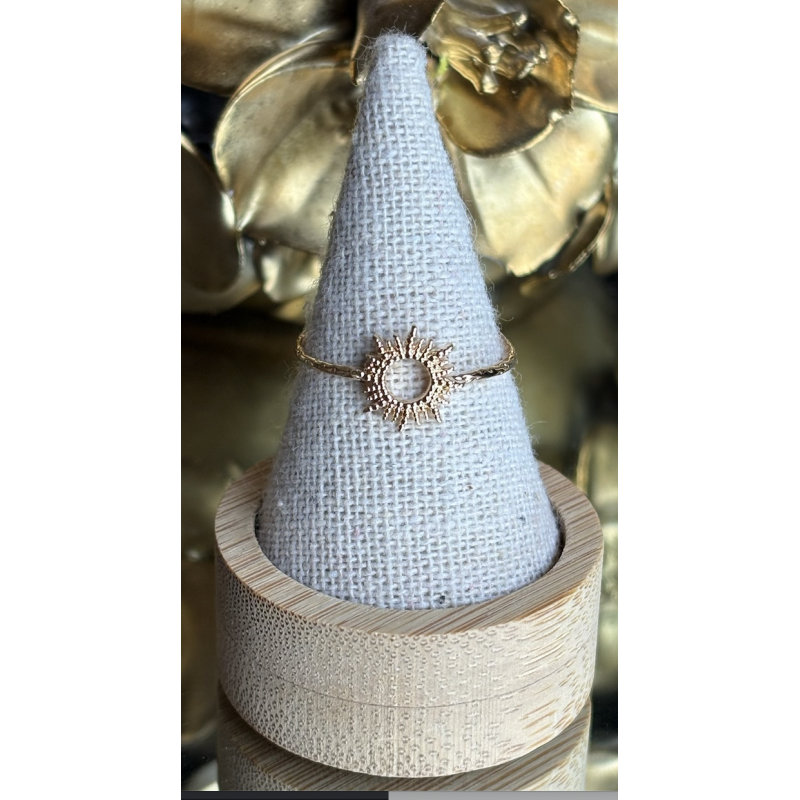 Bague plaqué or taille 56 mini soleil